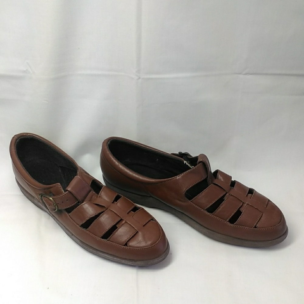 Shoes 8.5